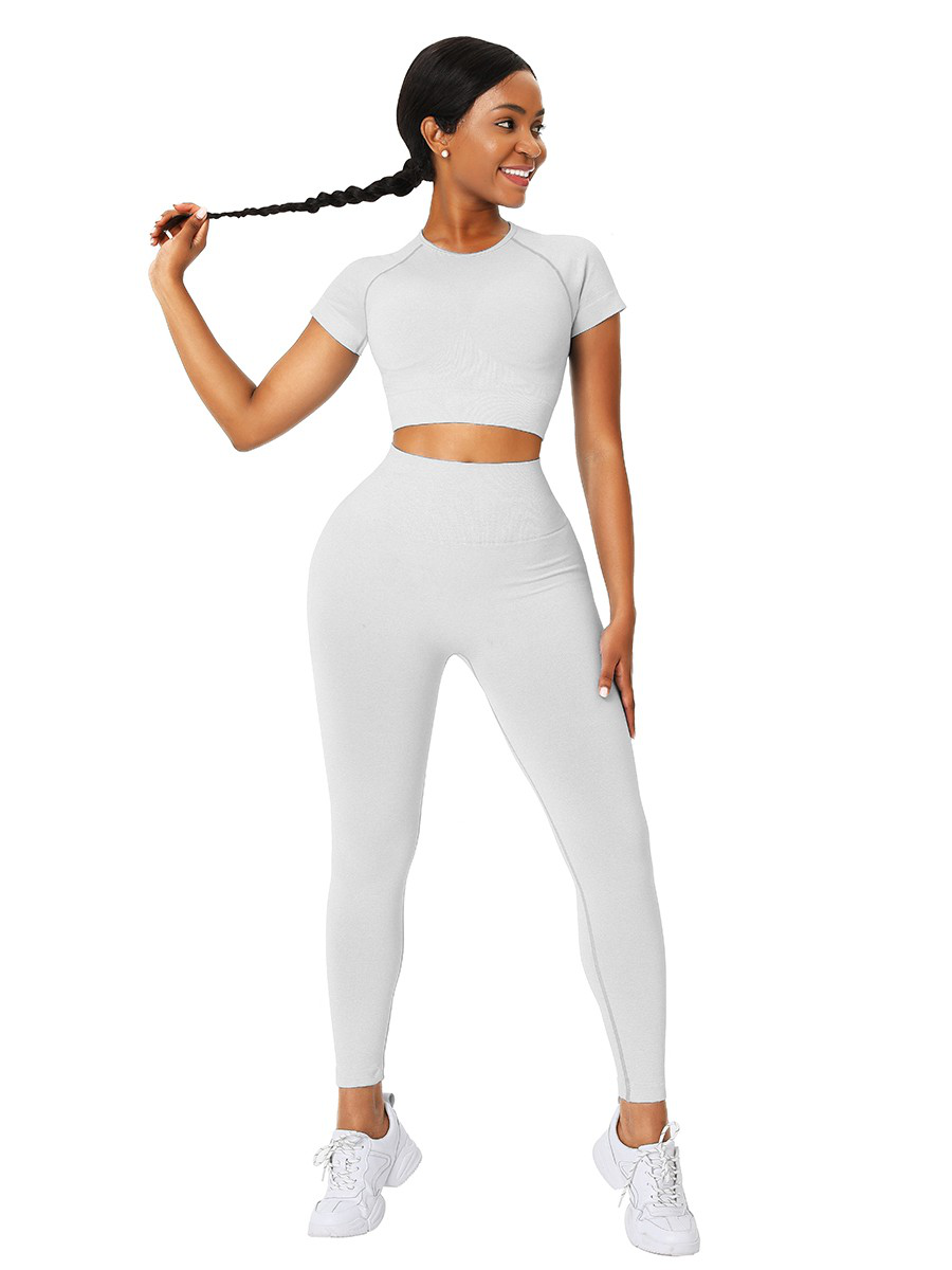 Sophiscated Creamy-White Ankle Length Yoga Legging Seamless Top
